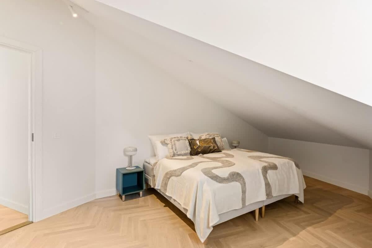 Dinbnb Gruenerlokka I Penthouse With Private Rooftop I 2 Bedrooms & 2 Bathrooms * Oslo