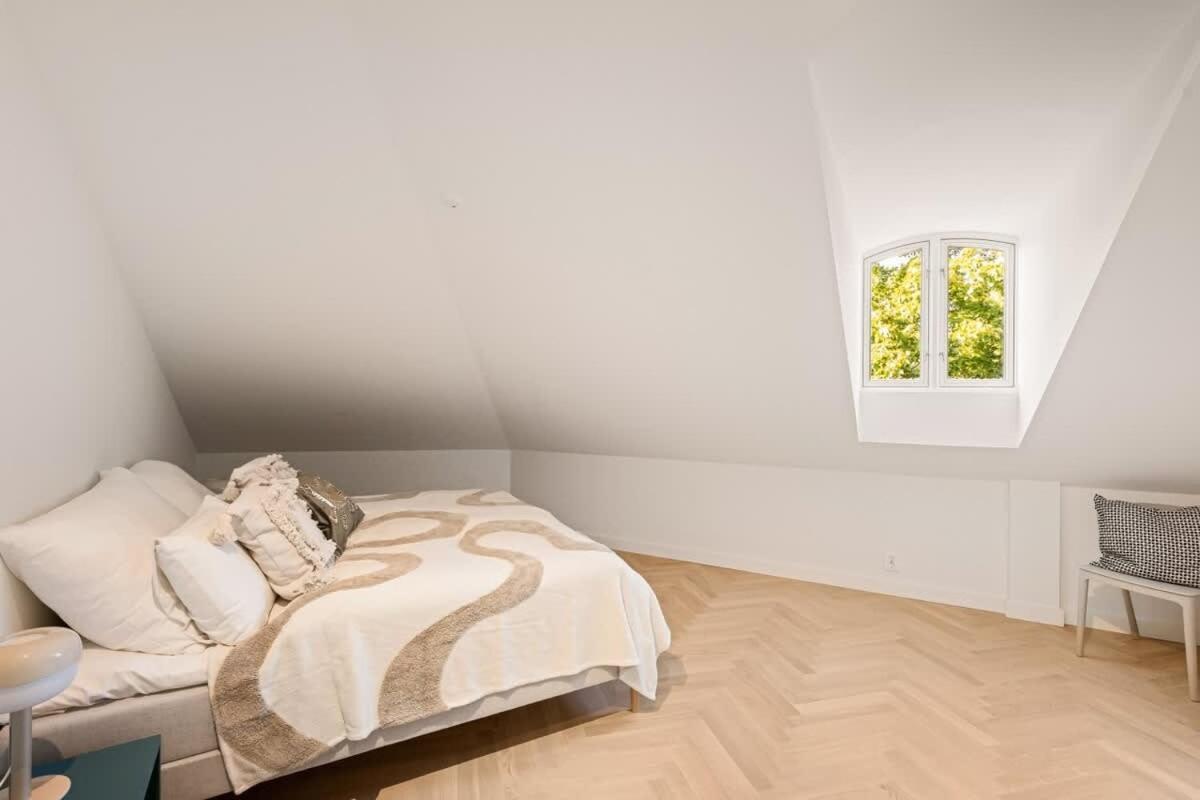 Apartment Dinbnb Gruenerlokka I Penthouse With Private Rooftop I 2 Bedrooms & 2 Bathrooms *